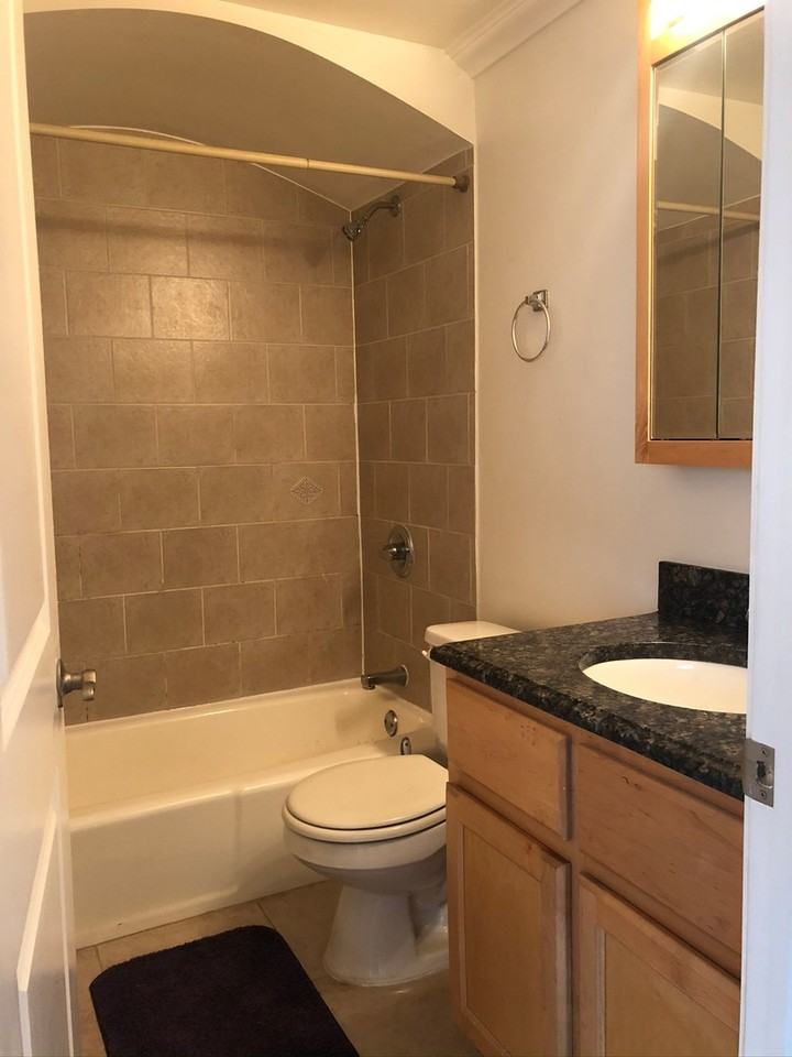 4938 N Leonard Dr - Photo 5 of 11