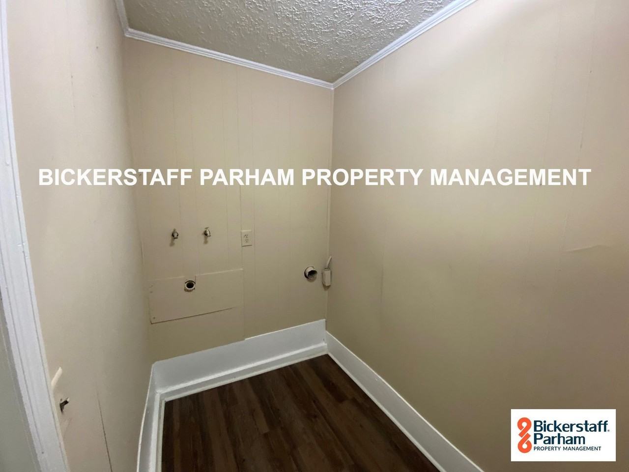 901 Brighton Rd - Photo 6 of 17