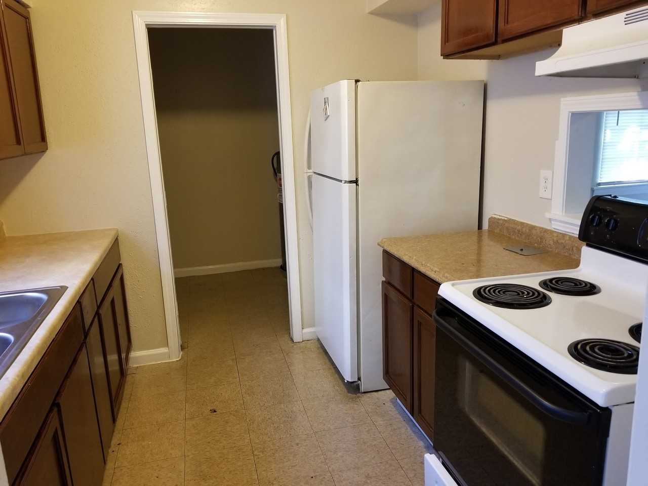 7854 Sand St - Photo 3 of 13