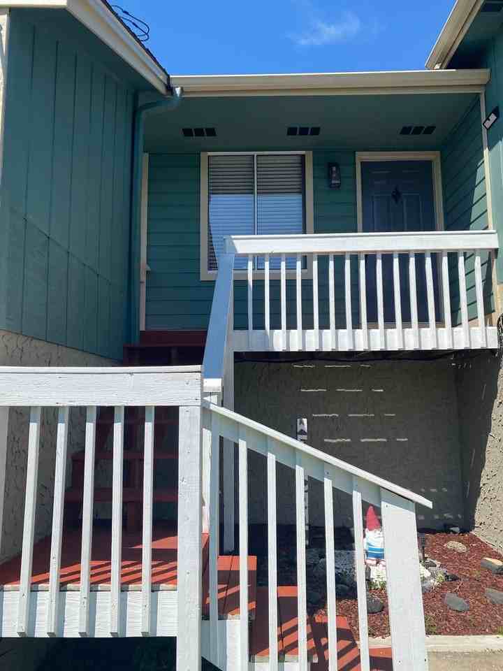 1512 S Kimbrel Ave - Photo 2 of 18