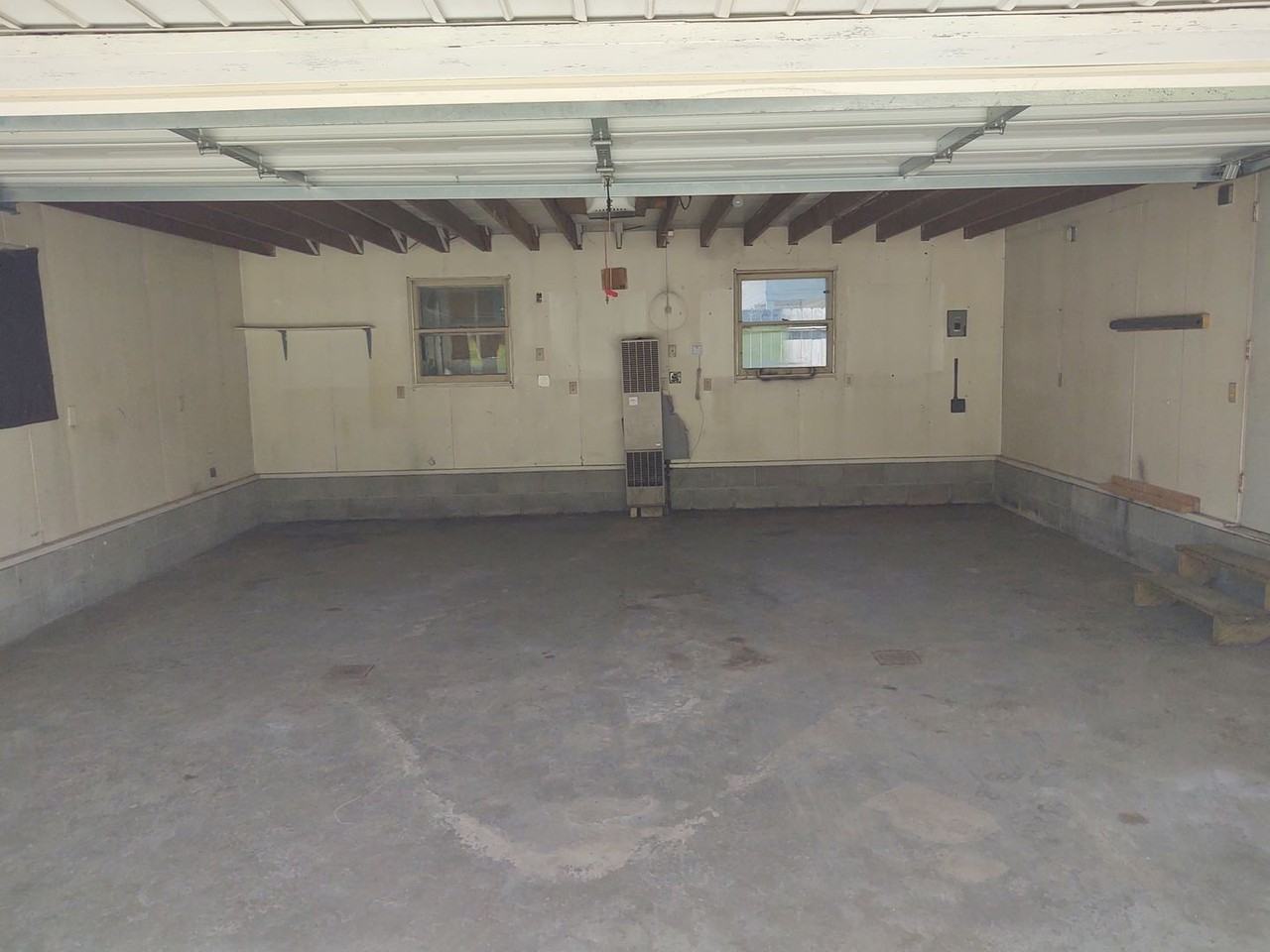 1029 16th St - Photo 3 of 29