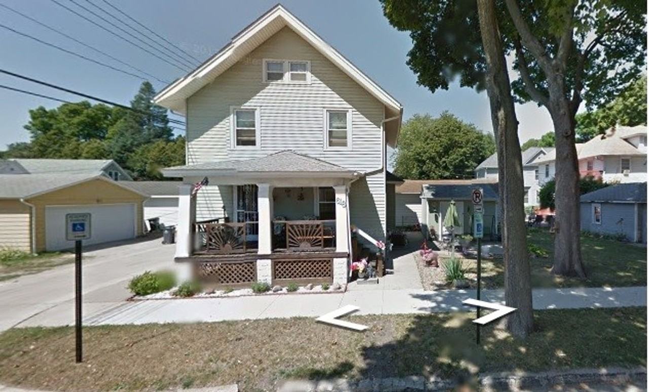 618 8th St Nw - Photo 2 of 11