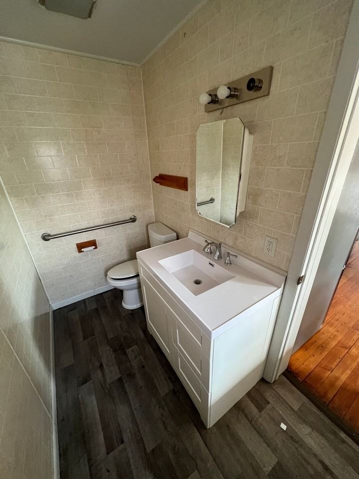 618 8th St Nw - Photo 3 of 11