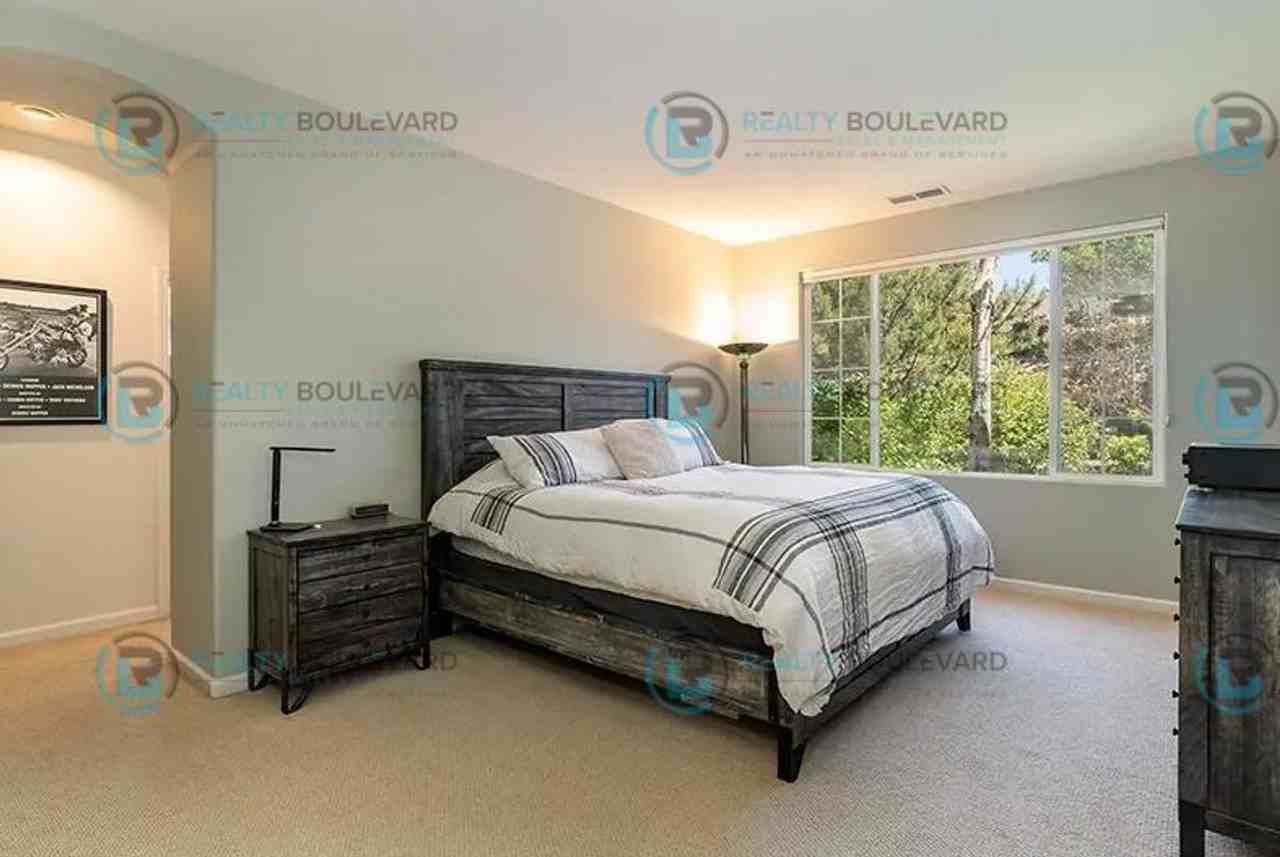 7801 Morgan Pointe Cir - Photo 7 of 34