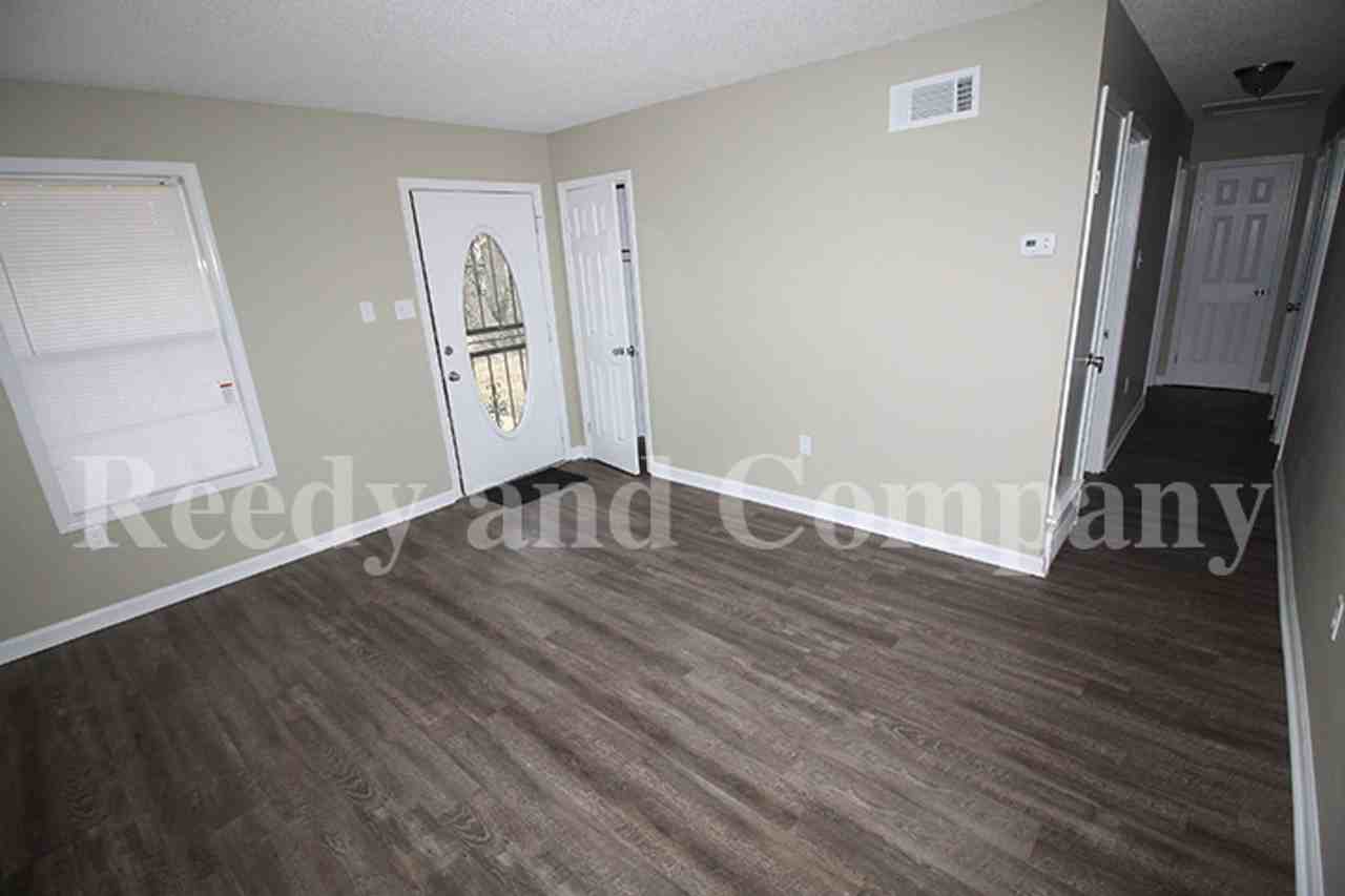 8217 Penny Lane - Photo 2 of 15