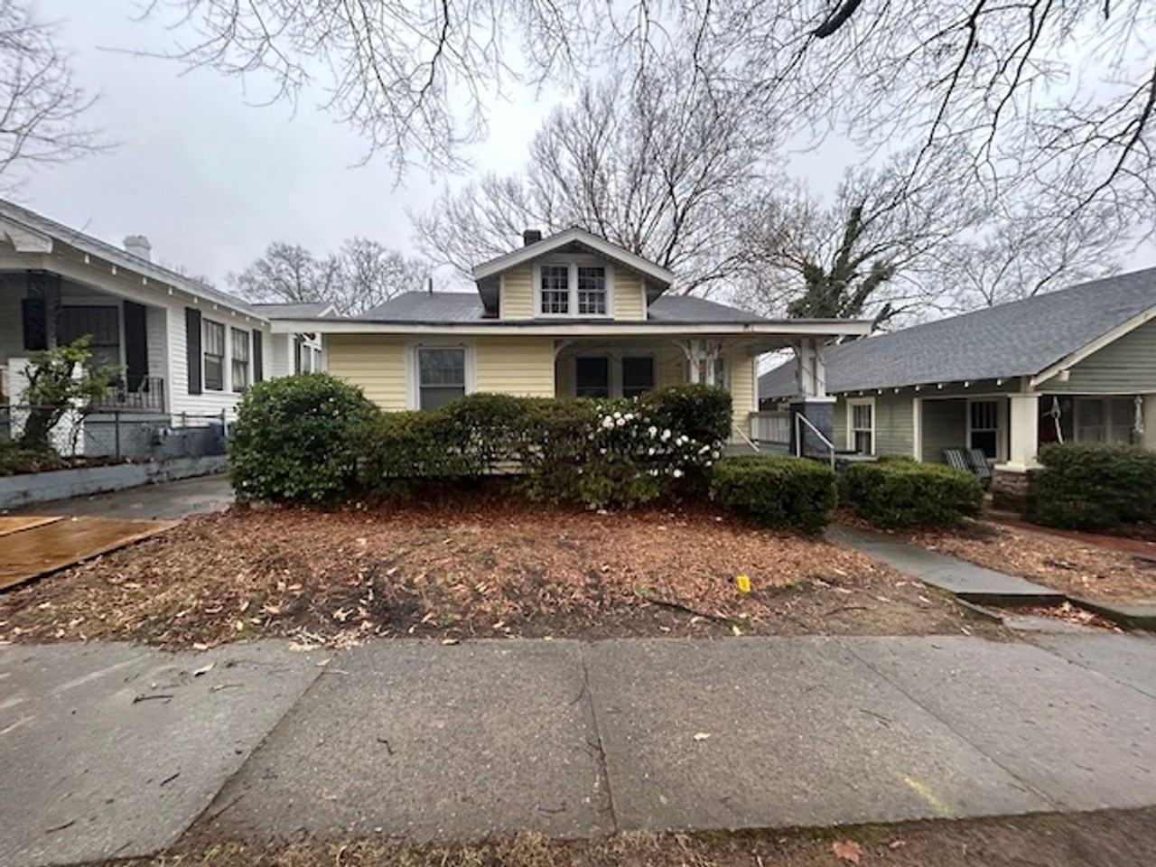 2506 Cypress St - Photo 3 of 5