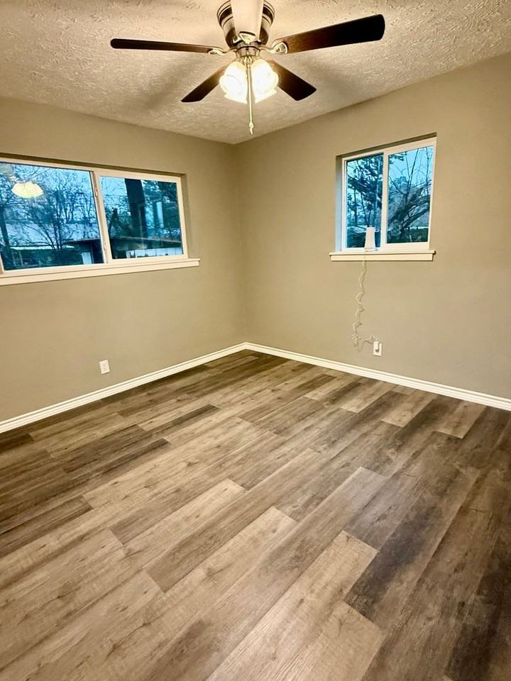 3602 Belmont St - Photo 5 of 19