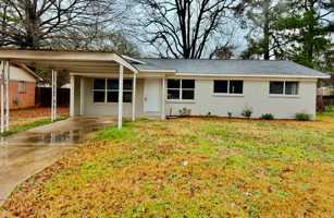 featured image of 3602 Belmont St