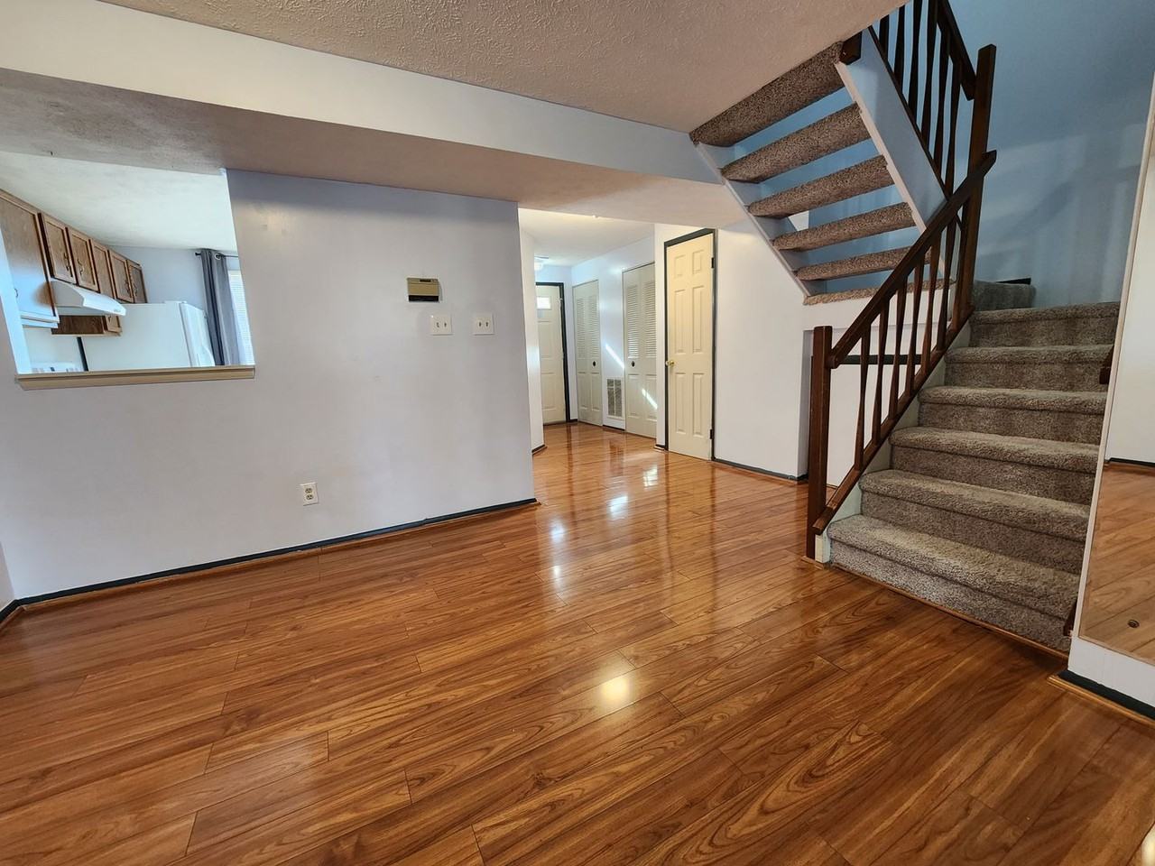1300 Vanasse Ct - Photo 2 of 14