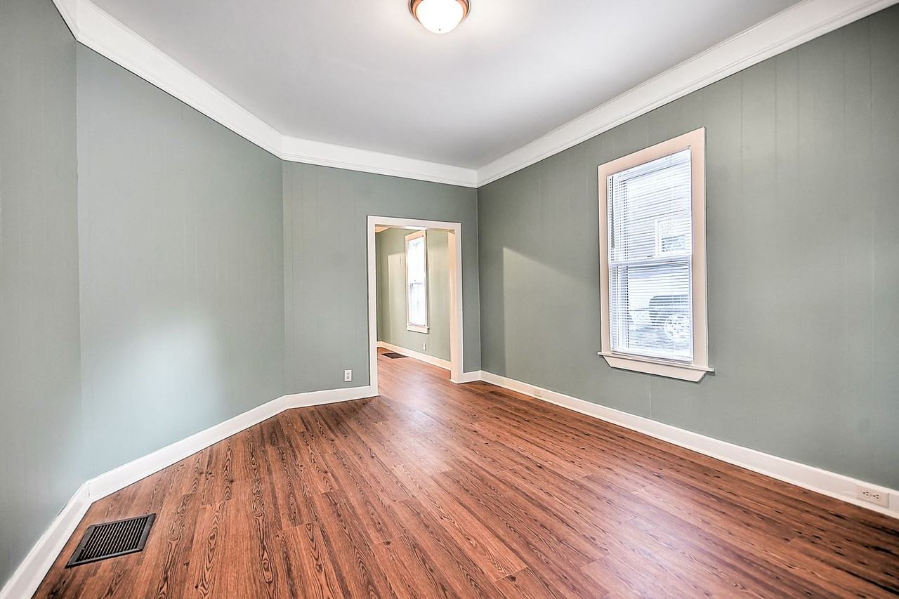 625 E Pine St - Photo 6 of 35