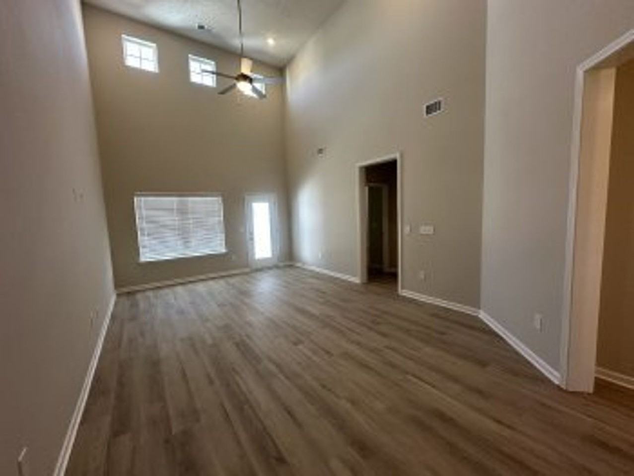 1850 Madison St #306 - Photo 7 of 28