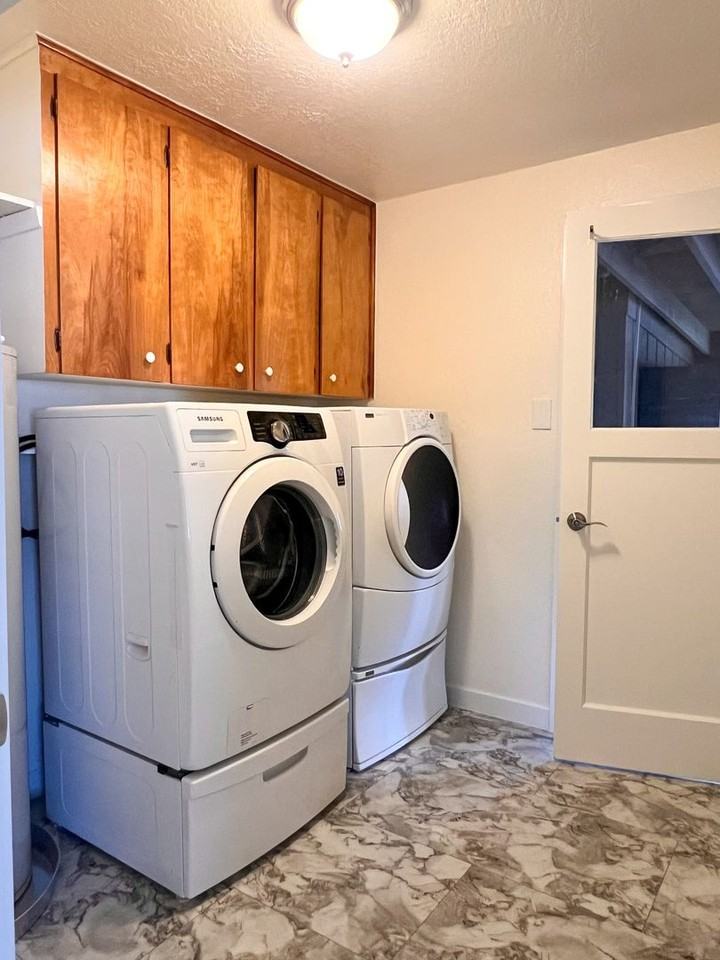 260 Hobbs St - Photo 6 of 15