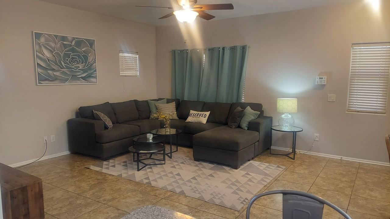 943 S Sabino Dr - Photo 2 of 19