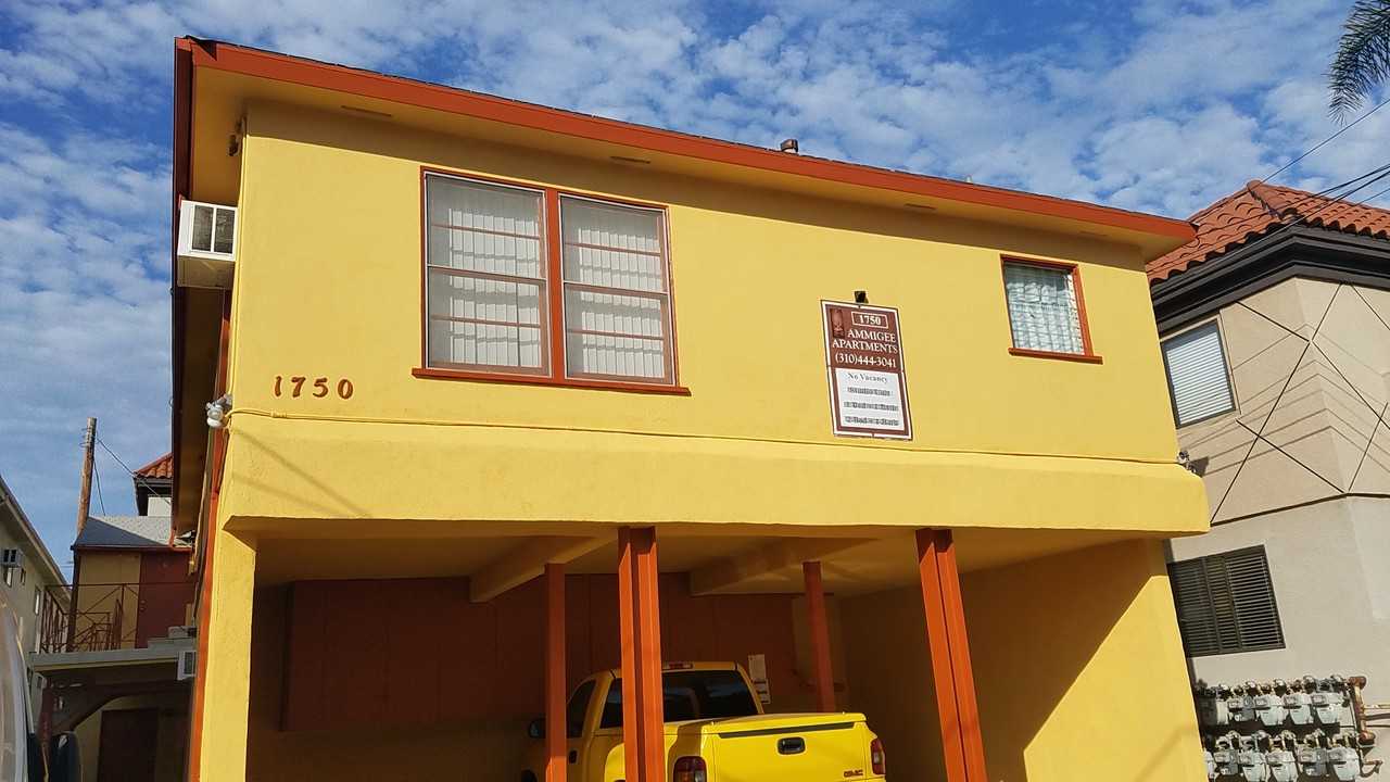 1750 Purdue Avenue #5 - Photo 3 of 15