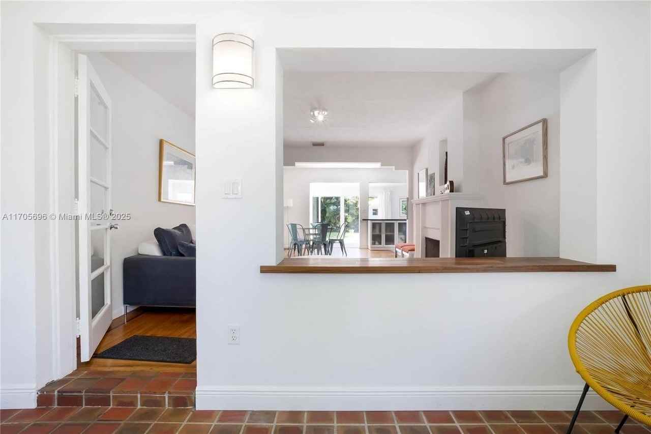 1590 Normandy Drive - Photo 2 of 22