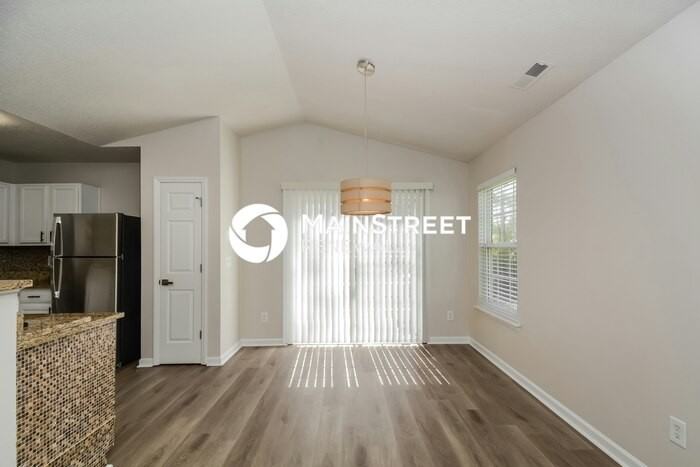 404 Feldspar Way - Photo 3 of 15