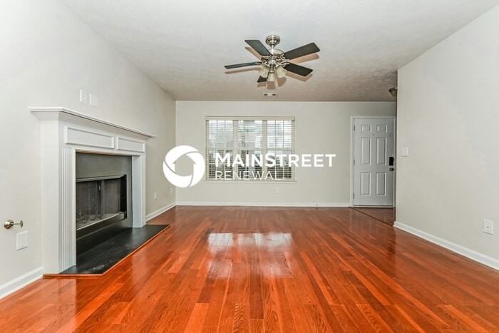 5445 Yellow Pine Dr - Photo 3 of 17