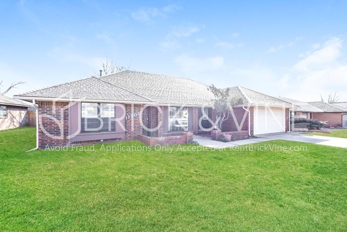 11500 State Ave - Photo 2 of 17