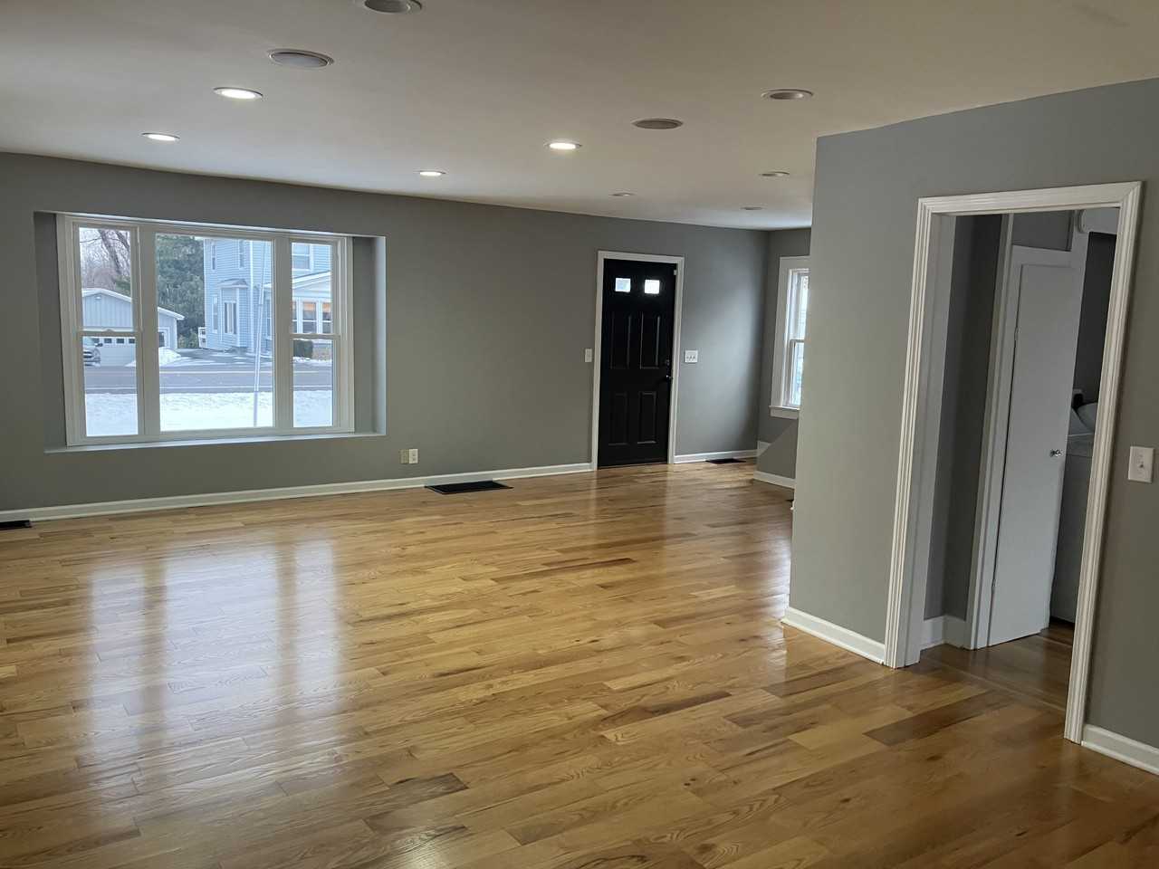 5142 Ridge Rd #NA - Photo 2 of 13