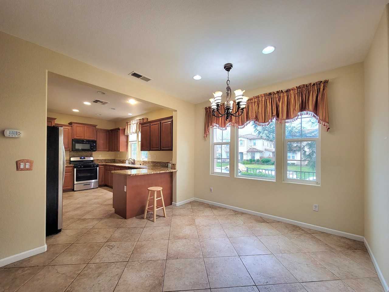 205 Barnhill Dr #NA - Photo 5 of 22