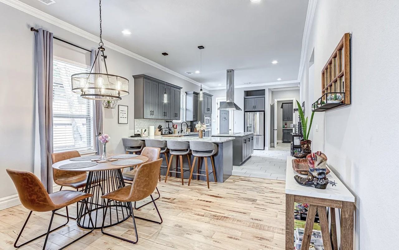 621 Centre St #NA - Photo 5 of 31