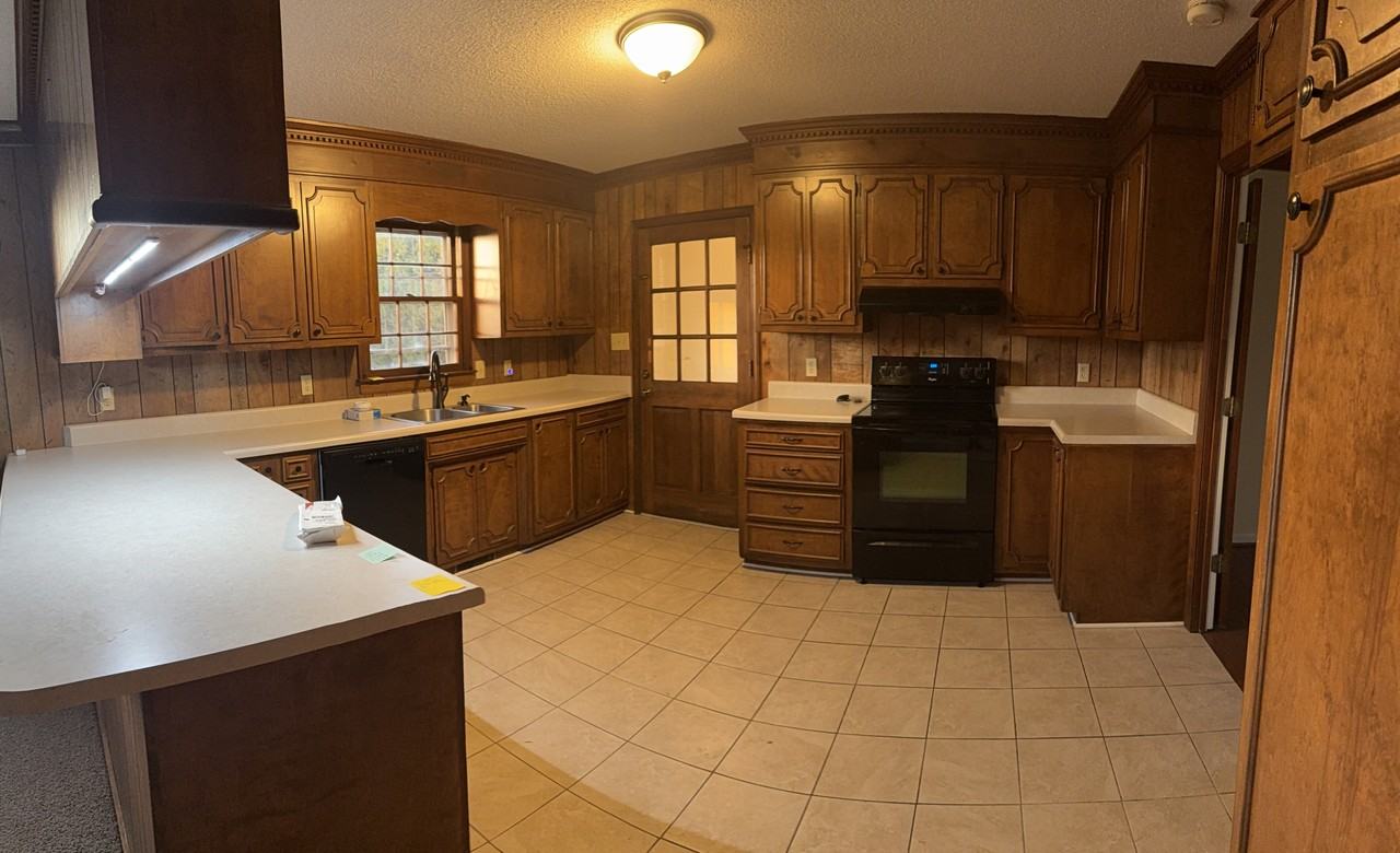 1577 Arden Dr #NA - Photo 4 of 17
