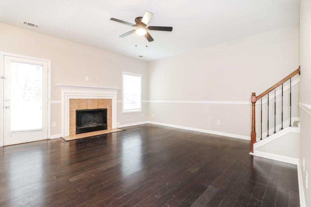 2878 Suttonwood Way - Photo 4 of 17