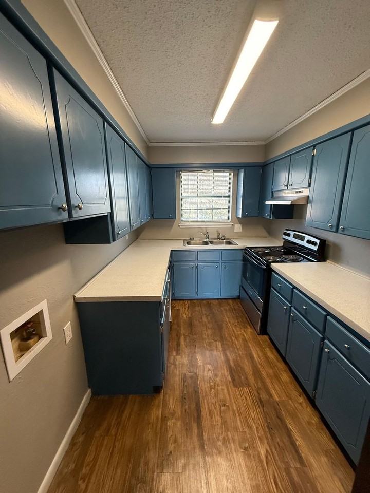 Aspen Grove Apartments - Photo 4 of 11