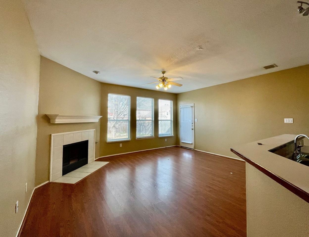 6116 Pine Meadow Ln - Photo 5 of 29