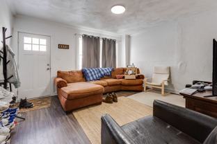 2800 Berg St - Photo 1 of 1