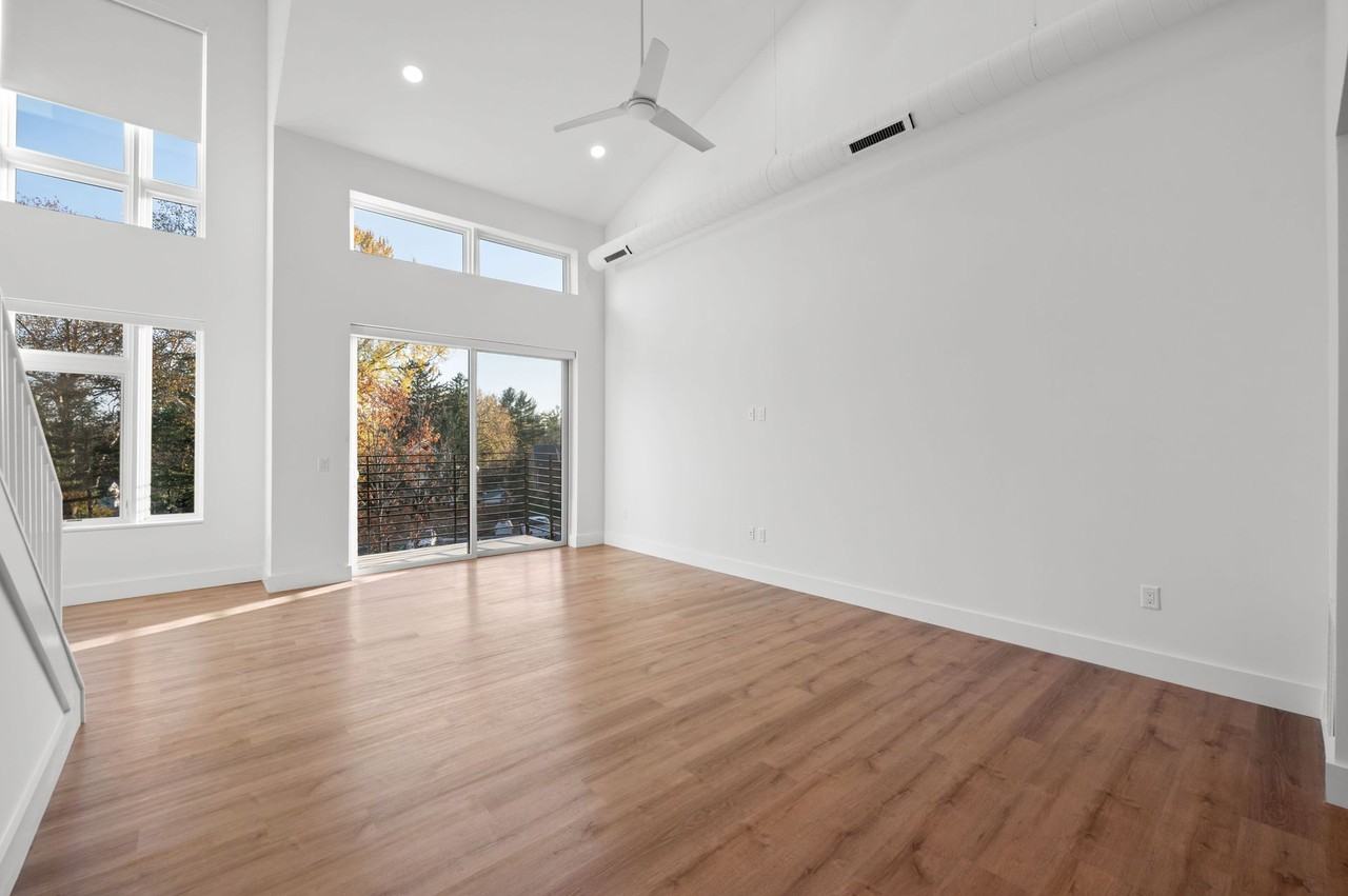 Metropolitan Narberth Square - Photo 4 of 49