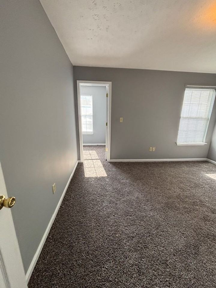 112 Ash Ct - Photo 7 of 12