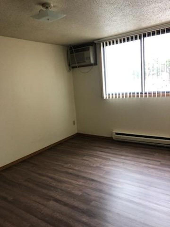 Benton Condos LLC - Photo 2 of 4