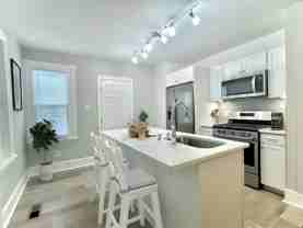 710 W Railroad Ave - Photo 1 of 1