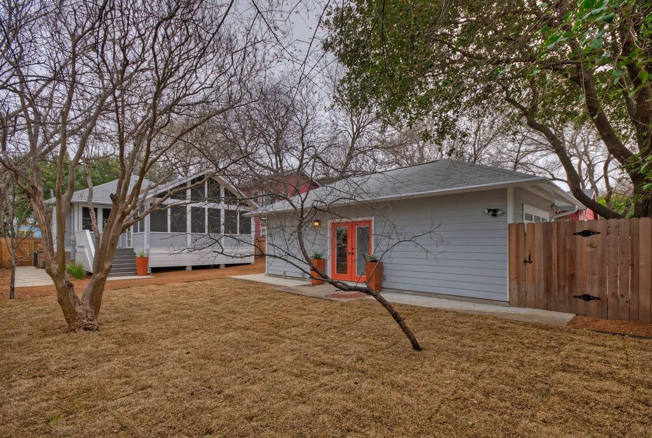 1704 Nickerson St - Photo 6 of 30