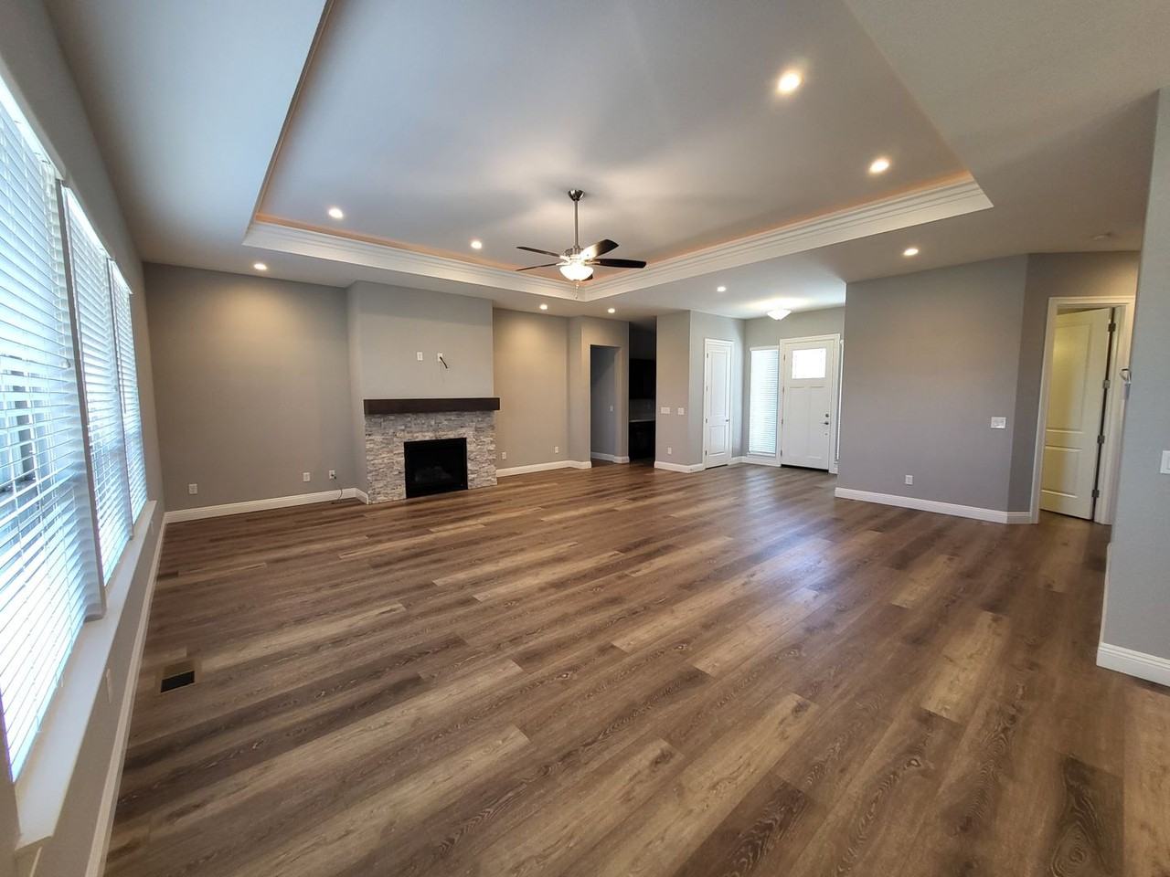 4113 Siena Dr - Photo 3 of 12