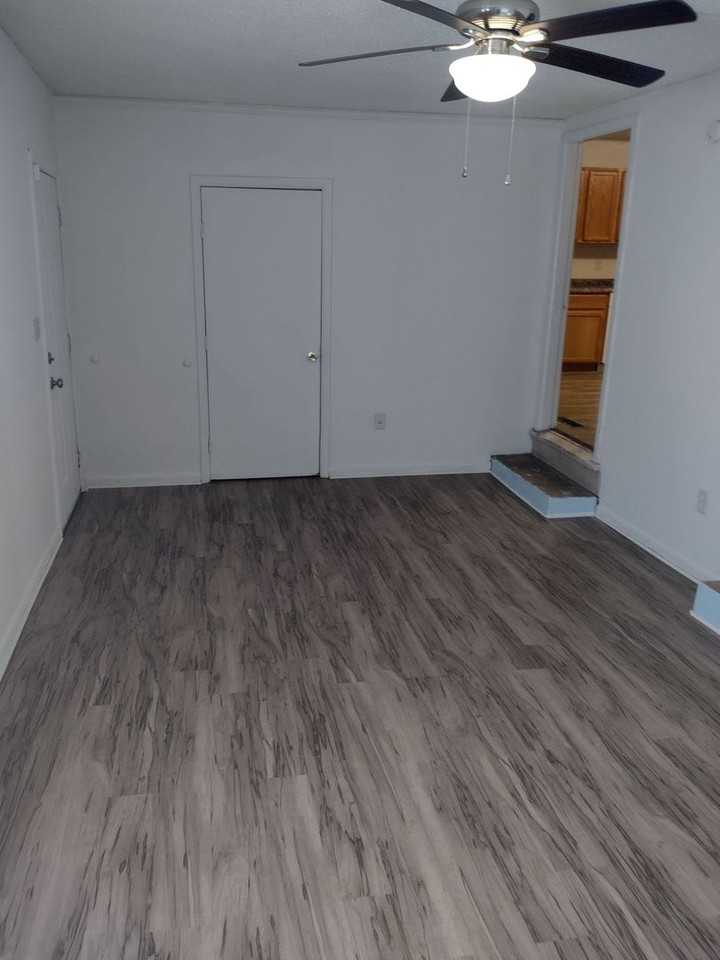 6012 Lyndell Dr - Photo 6 of 20