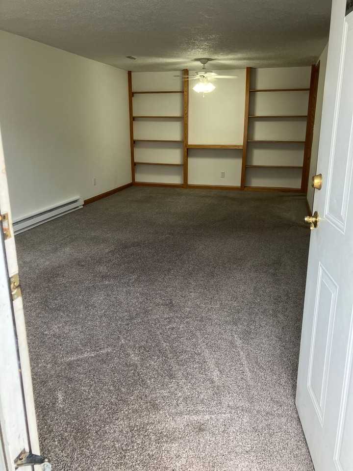 44 Meadowview Ter - Photo 3 of 12