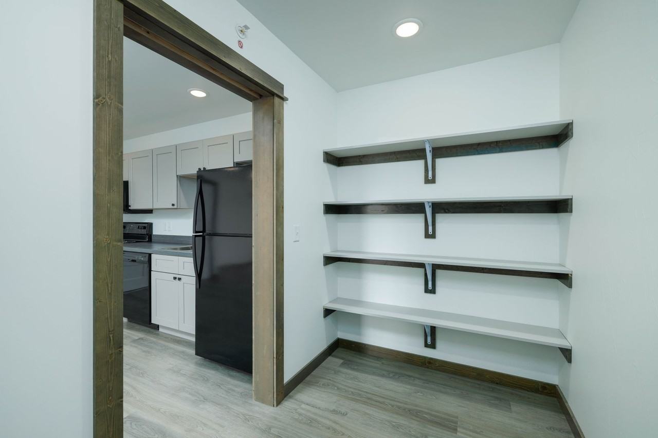 1906 Cruiser Lane - Photo 6 of 9