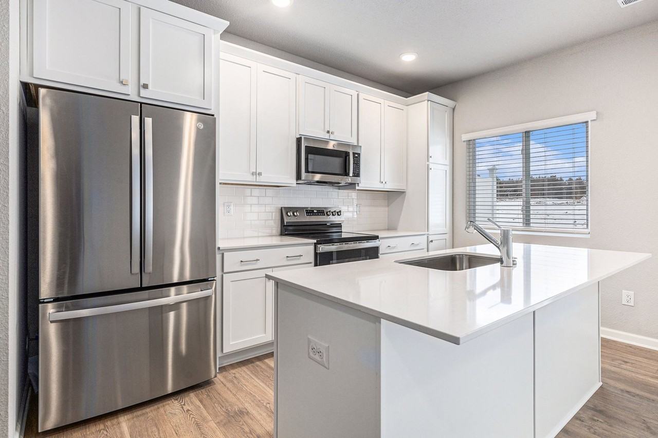 1310 Timber Hollow Ct - Photo 2 of 20