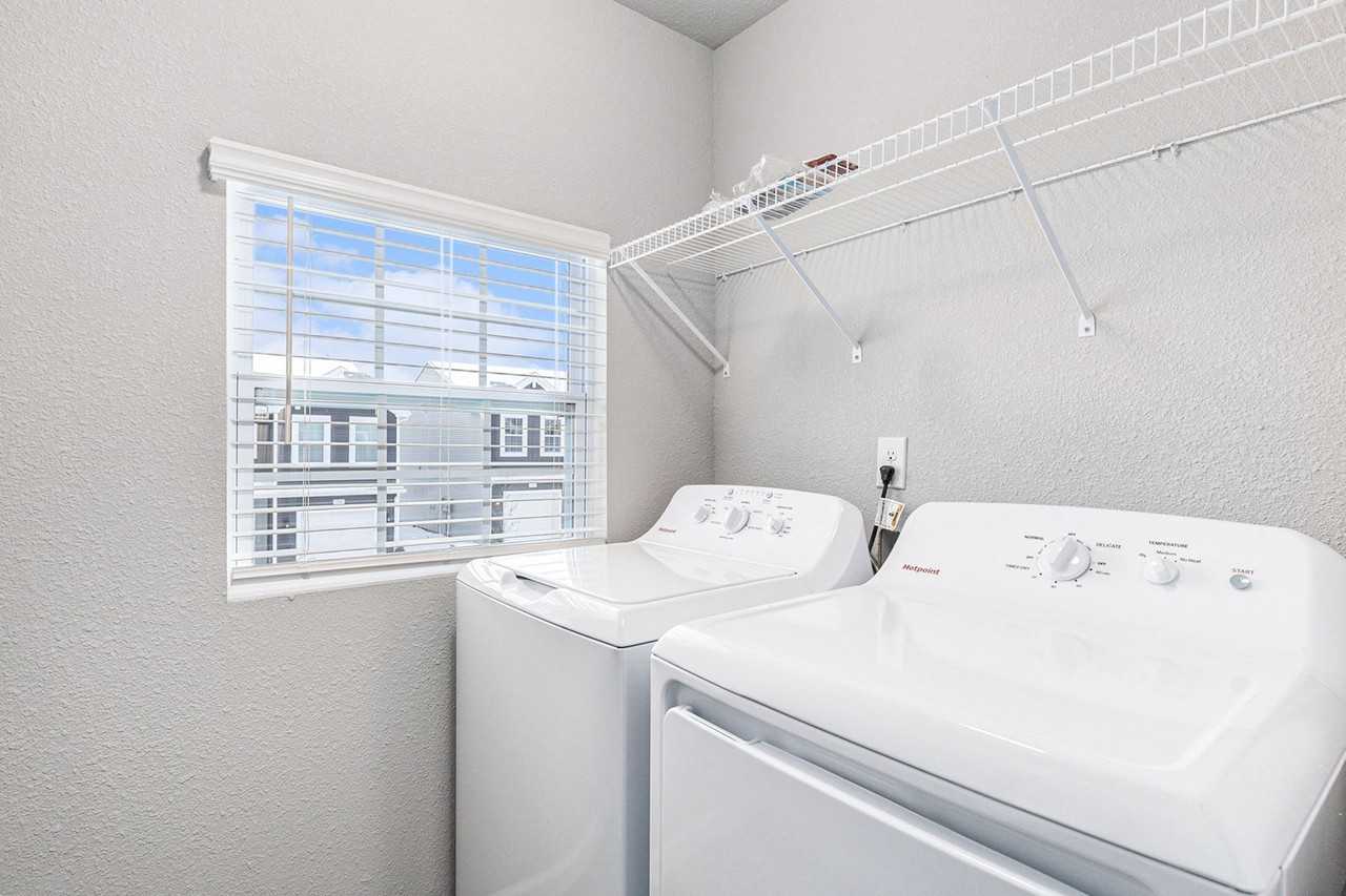 1310 Timber Hollow Ct - Photo 3 of 20