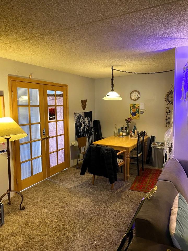 805 29th St #201 - Photo 5 of 16