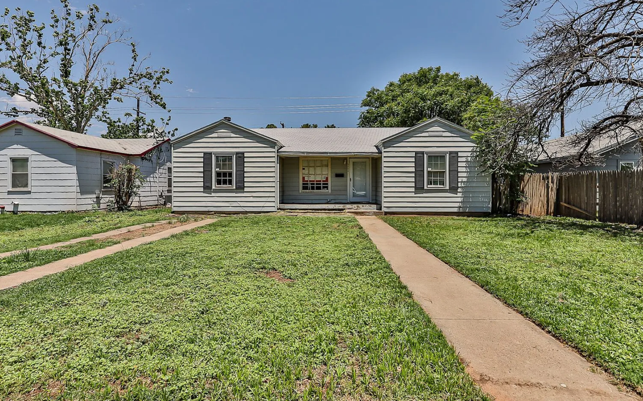 2506 36th St - Photo 2 of 21