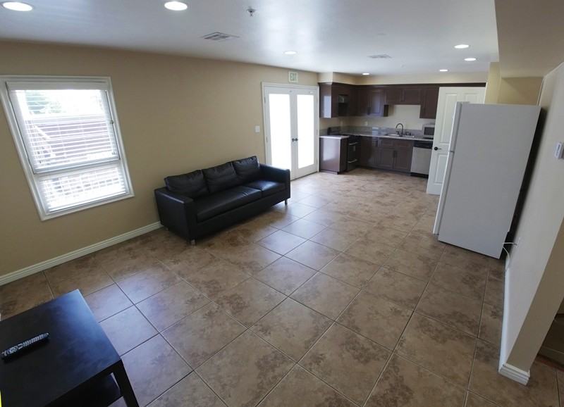 2675 Menlo Ave #0 - Photo 3 of 23