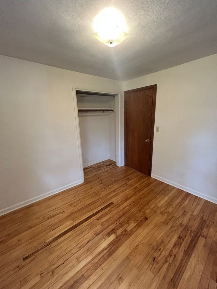 3445 Se 3rd St #10 - Photo 7 of 21