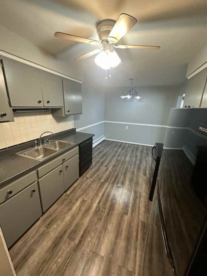 16944 E 11 Mile Rd - Photo 2 of 11