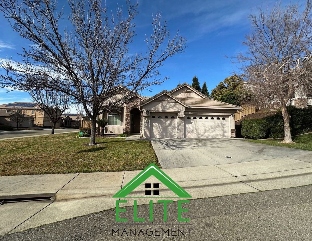 2152 Ritchie St - Photo 2 of 20