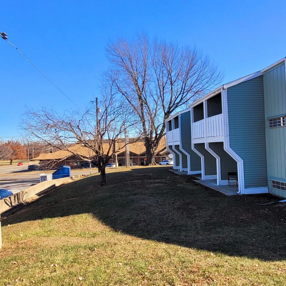 Oakwood Studios - Photo 2 of 8