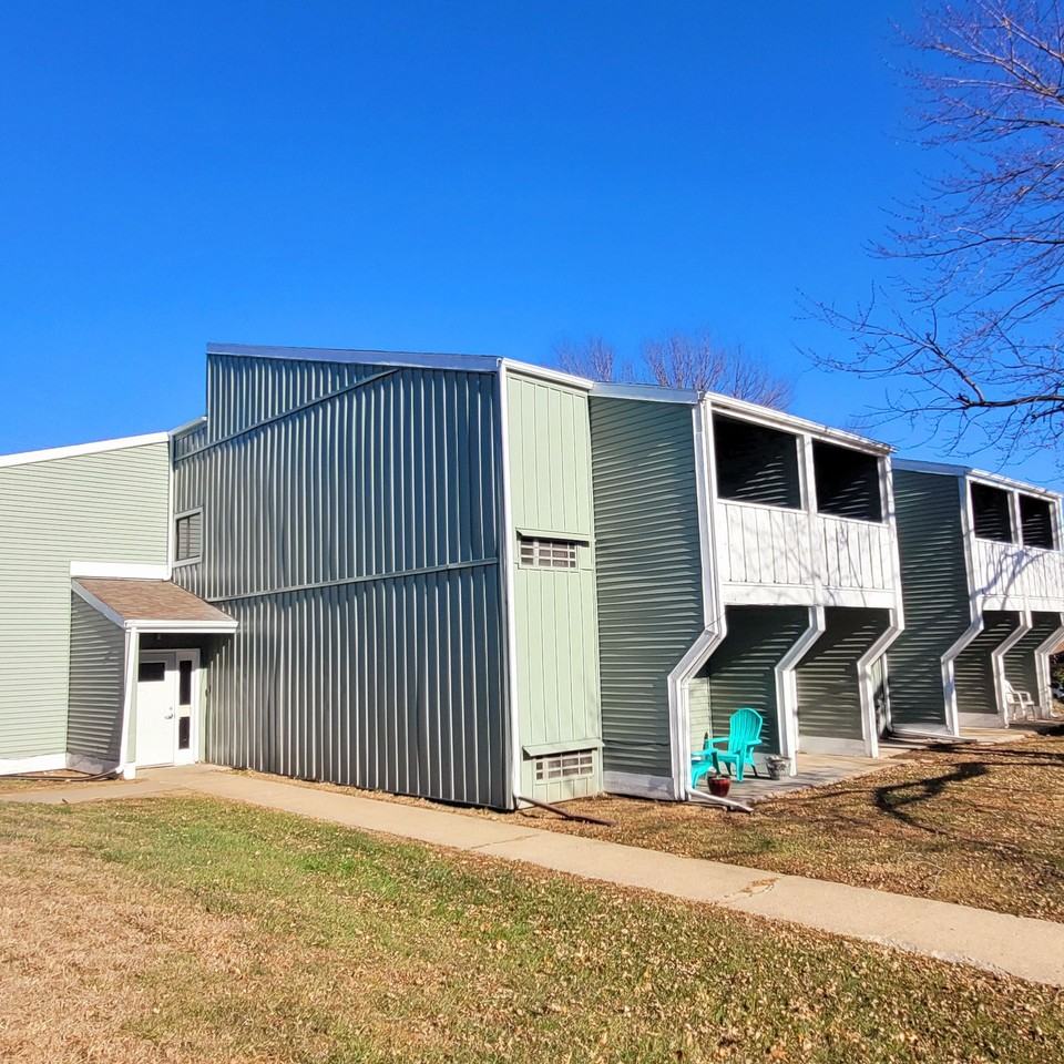 Oakwood Studios - Photo 6 of 8