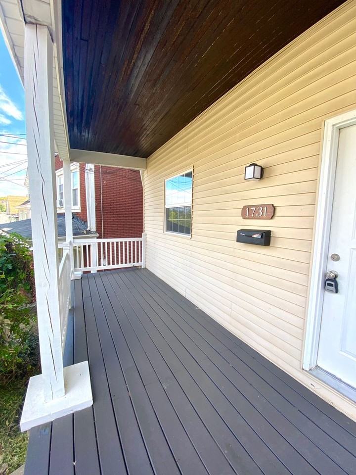 1731 Concordia St - Photo 2 of 27